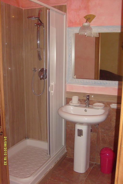 B&B Carolina Plebiscito R. Napoli Ruang foto
